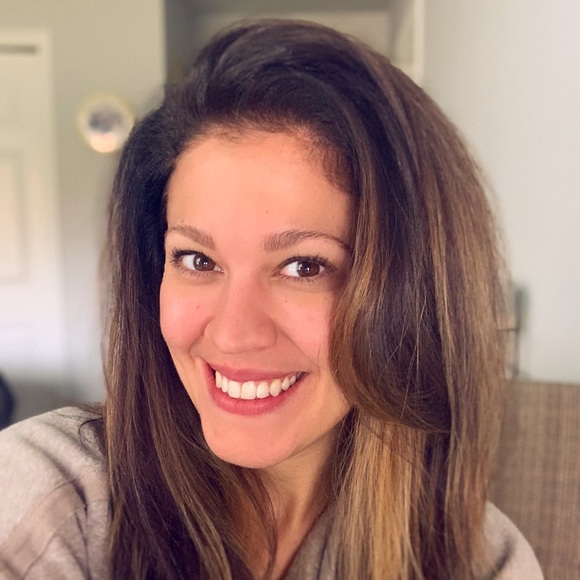 Meet your Posher, Jessie - Picture 2 of 2